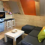 Wooden Premium Jacuzzival Alsóörs