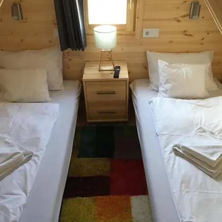 Wooden Premium Jacuzzival * Alsóörs