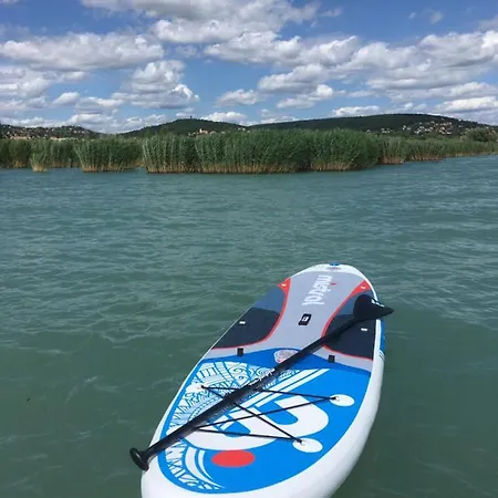 شقة Wooden Premium Jacuzzival Alsóörs