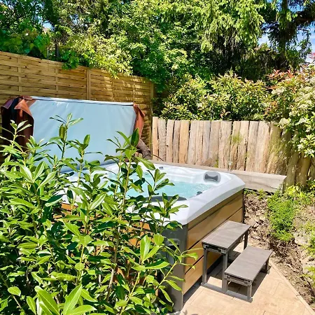 Wooden Premium Jacuzzival *