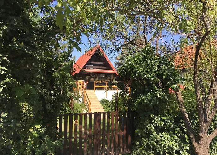 Wooden Premium Jacuzzival Apartman