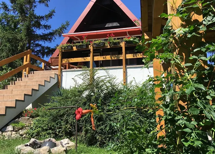 Wooden Premium Jacuzzival Apartament *