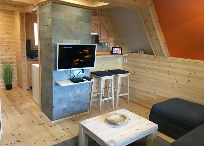 Wooden Premium Jacuzzival Διαμέρισμα Alsóörs