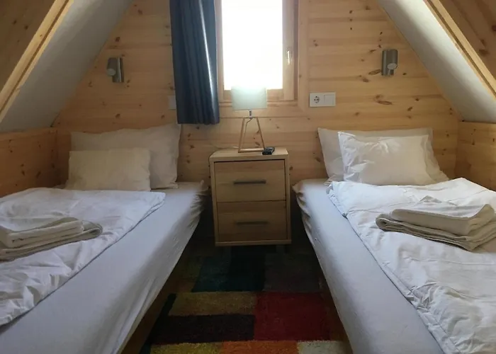 Wooden Premium Jacuzzival *